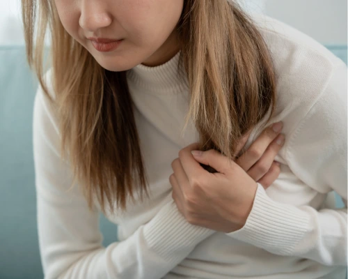 la cervicale porta dolore al petto